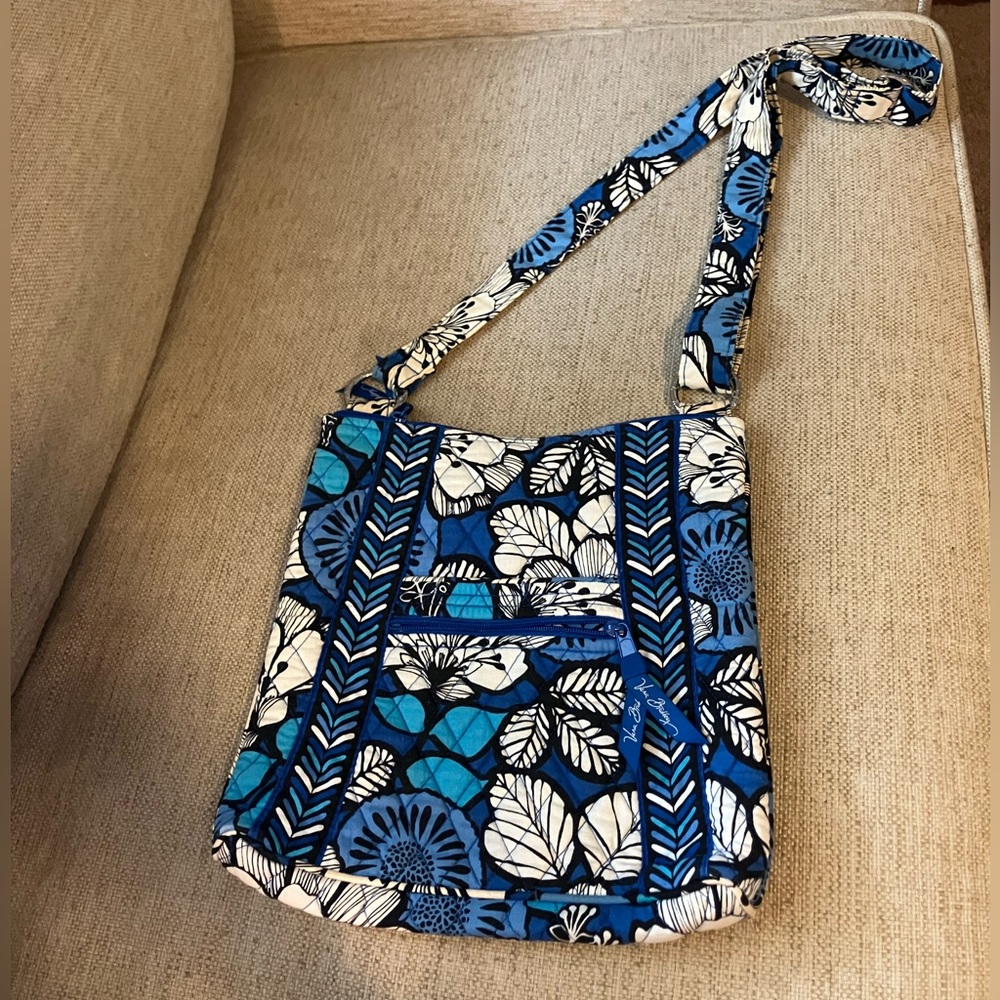 Blue Vera Bradley crossbody bag